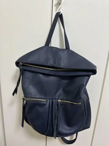 네이비 가죽풍 백팩