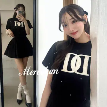 다리치 퀼팅 아플리케 비쥬 티셔츠 블랙