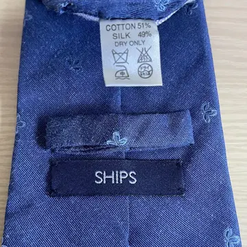 쉽스 넥타이