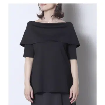 meri 미리 오프숄더 컷 탑 블랙