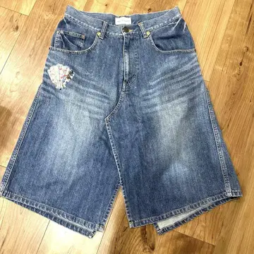 츠모리치사토 귀여운 데님 스커트