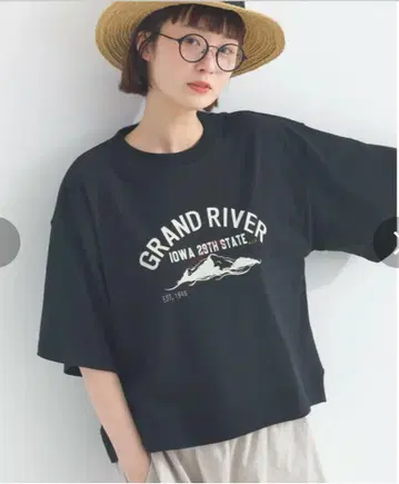 IRIEY 아이리 새상품 모듬 로고 자수 티셔츠 블랙
