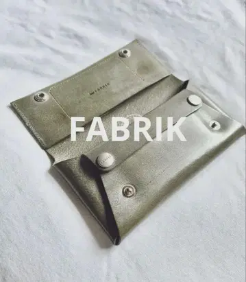 FABRIK 올리브 장지갑