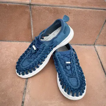 KEEN 유니크 24.5cm