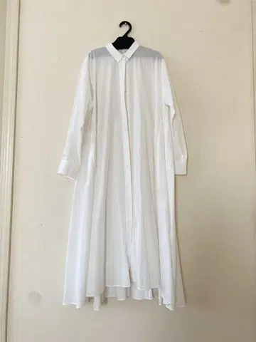 화이트 롱 셔츠 122cm