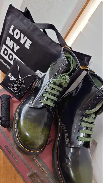 1460 THE CLASH (ARMY GREEN ARCADIA)
