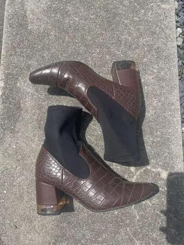 사이드 고어 부츠 다크 브라운 크로커다일