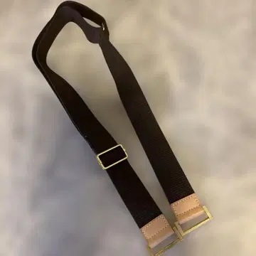 다크 브라운 숄더 스트랩