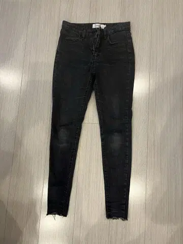 MACHATT 마챠트 S 스키니 데님 팬츠 블랙