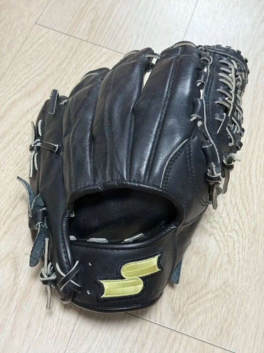 Sasaki Infield Glove