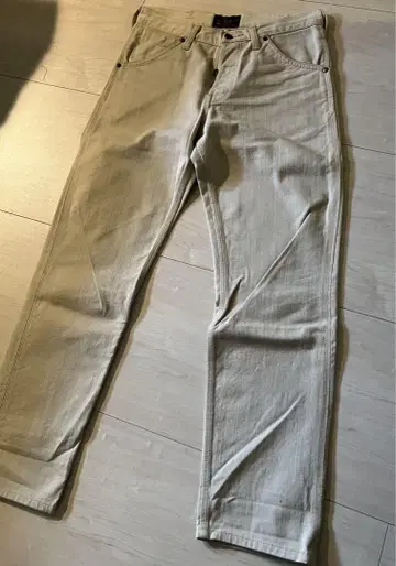 베이지 스트레이트 레그 데님 팬츠 랭글러 크리스토프 이메일