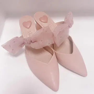 RANDA heart collection 시어 리본 뮬 펌프스