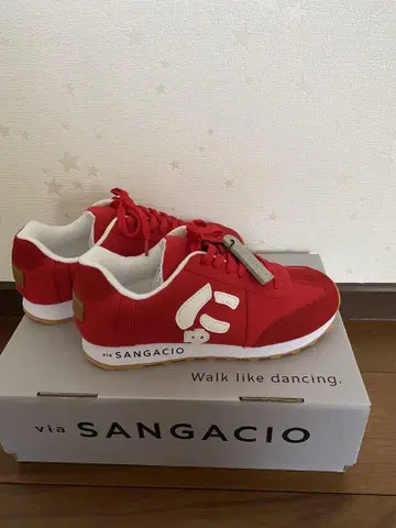 via SANGACIO 레드 스니커즈 뉴스 미사용 새상품