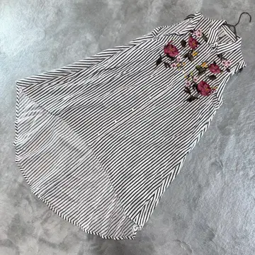 stradivarius 슬리브리스 셔츠 스트라이프 S 화이트 꽃무늬