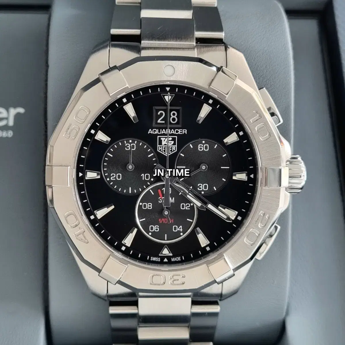 Tag Heuer Aquaracer Chrono Quartz 43mm CAY1110 (2021 model)