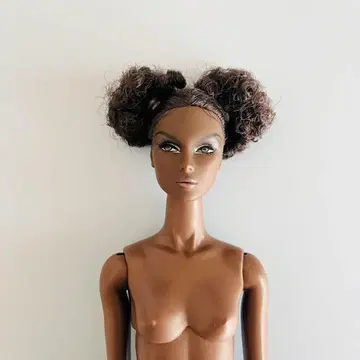 패션 로열티 LILITH 본체