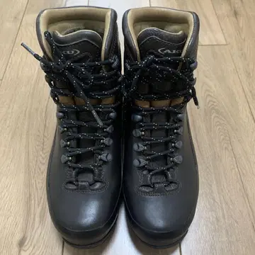AKU 다크 브라운 하이컷 등산화 고급 이탈리아제
