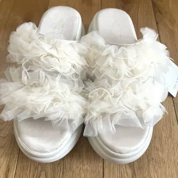 Angecharme 츠지짱 샌들 시마무라 콜라보 화이트 M 사이즈