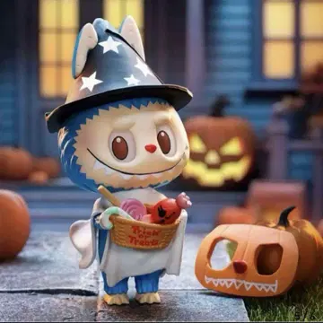 LABUBU Trick-or-Treater 라부부 할로윈