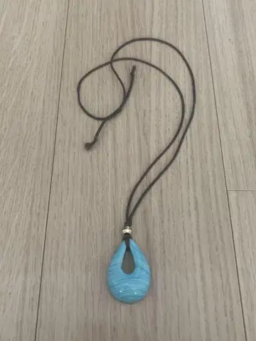 반돔 Aoyama 목걸이 펜던트