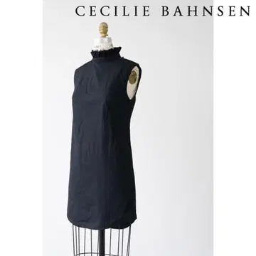 CECILIE BAHNSEN 세실리 반센 슬리브리스 블라우스