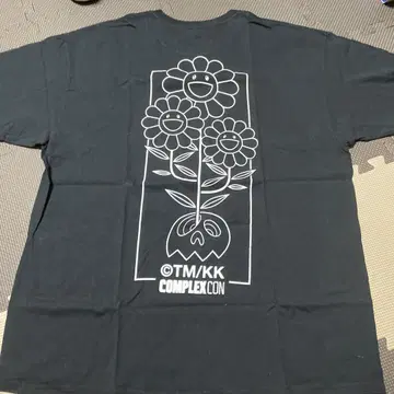 무라카미 다카시 kaikaikiki COMPLEXCON Flower XL