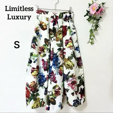 리미트리스 럭셔리 플레어 스커트 꽃무늬 롱 스커트 새상품급 S