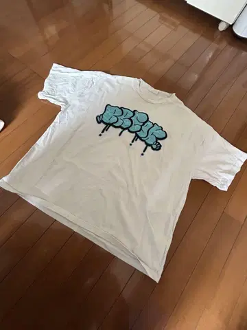BREAK 그래피티 티셔츠