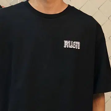 RVCA 월드 투어 티셔츠 블랙