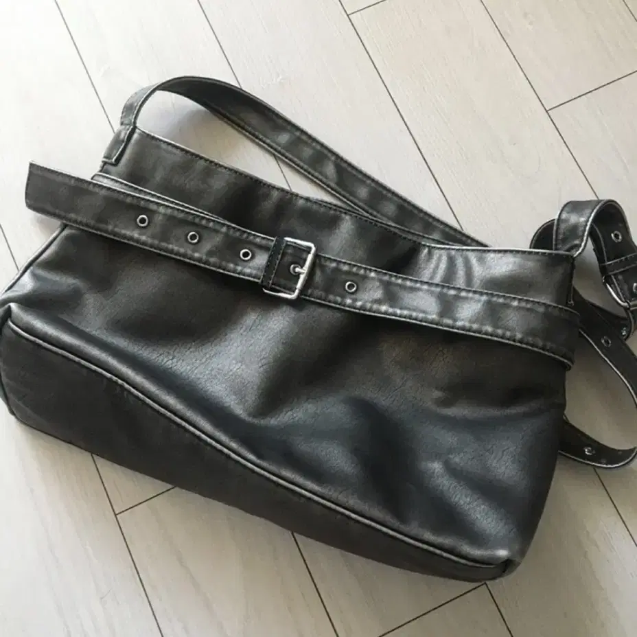 Rockcake Square Leather Belt Shoulder Bag on Bunjang Global