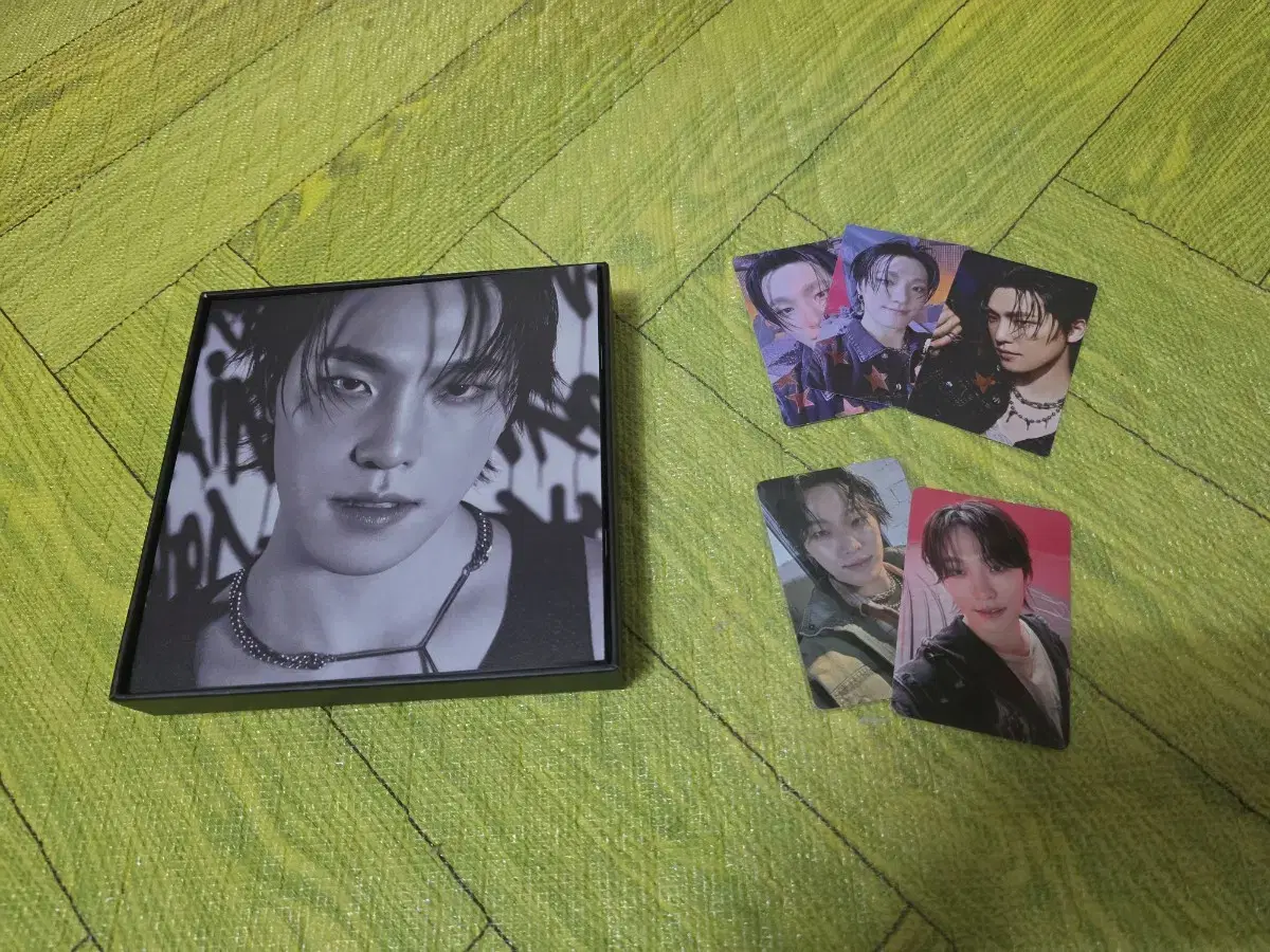 Seventeen Dino binder weverse bulk wts