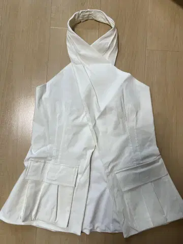 화이트 XS 뷔스티에