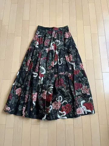 &ellecy 백사 모란 스커트