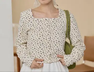 Kastane 미니 꽃무늬 써멀 가디건 아이보리