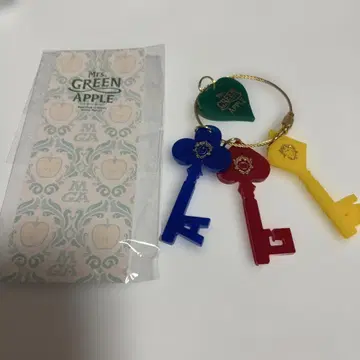 Mrs. GREEN APPLE 열쇠형 키링 세트
