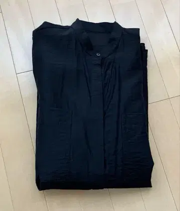 슈가 로즈 블랙 셔츠