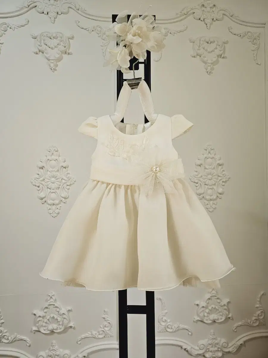 (Sell) Collection of children's first birthday dresses