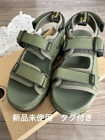 미사용 새상품 박스 포함 닥터마틴 샌들