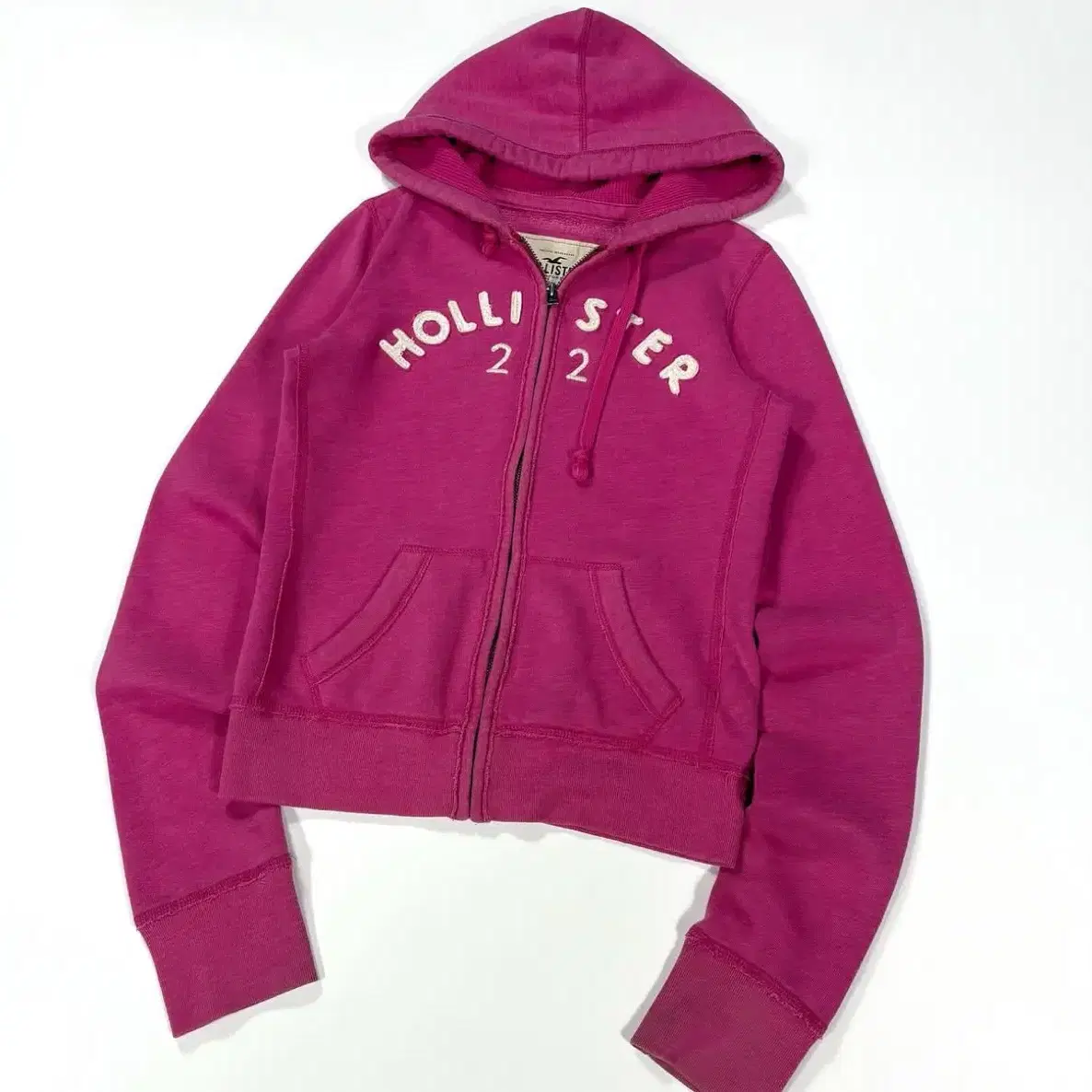 HOLLISTER | 홀리스터 Hollister Women's Hoodie Zip-Up #홀리스터,#홀리스터반팔,#홀리스터후드집업,#아베크롬비,#아베크롬비후드집업  on Bunjang Global Site., image size:1186x1186