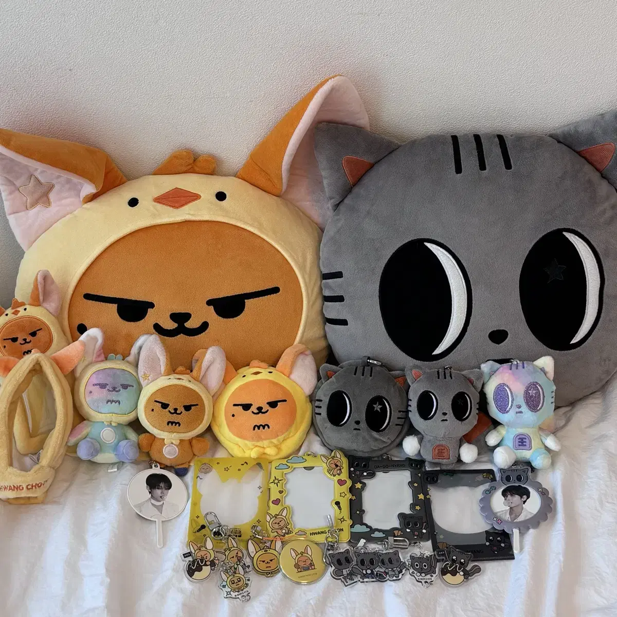 KEYRING HWANG CHOON (YL_F) ぬいぐるみ Amazon.co.jp: トゥモローバイトゥギャザー PPULBATU PLUSH KEY