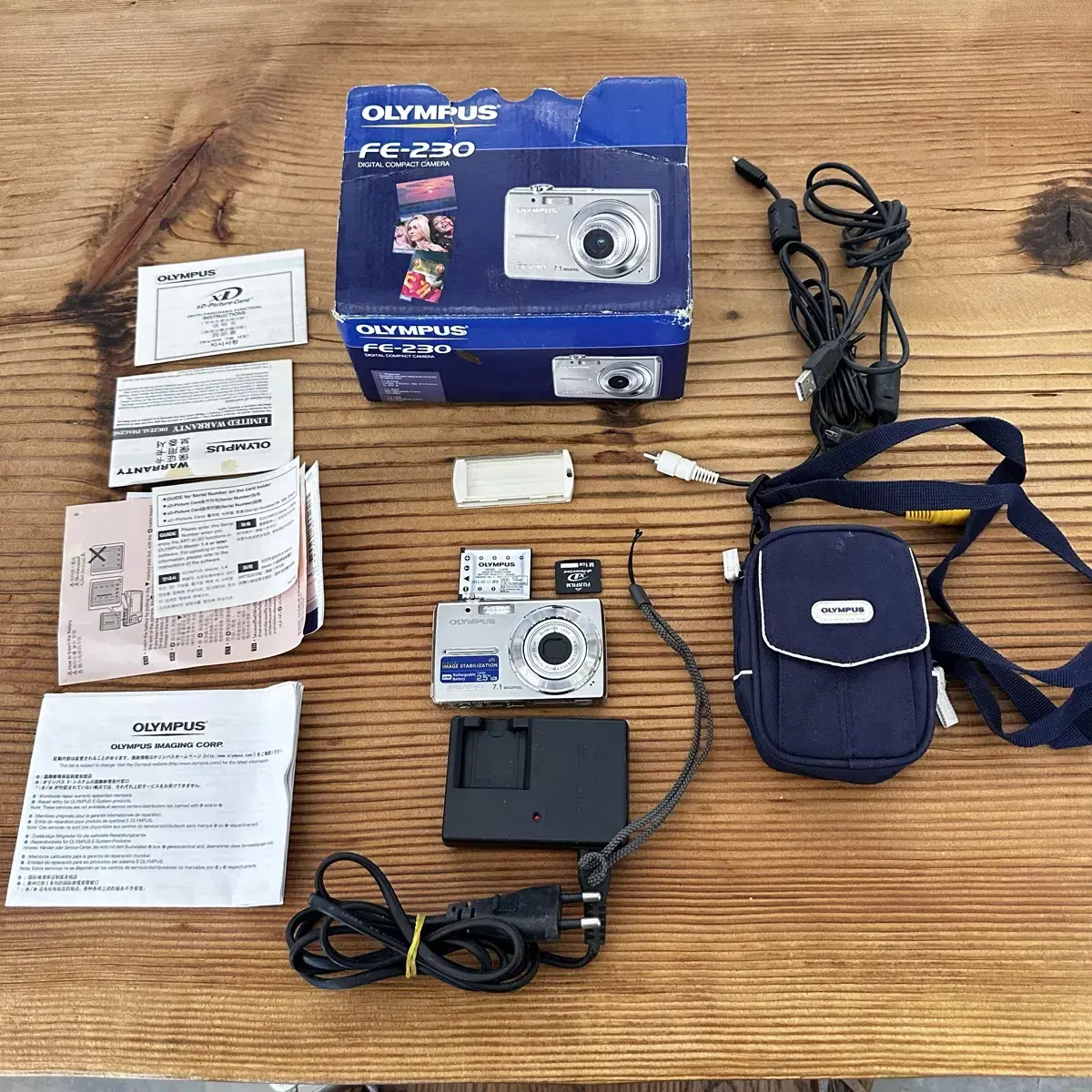 Weekend Sale (Mint Condition) Olympus fe-230 Full Box