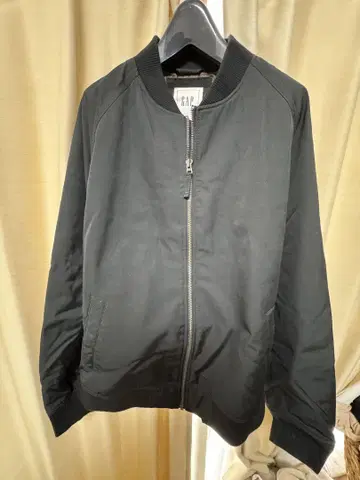 GAP 블랙 자켓 L 사이즈