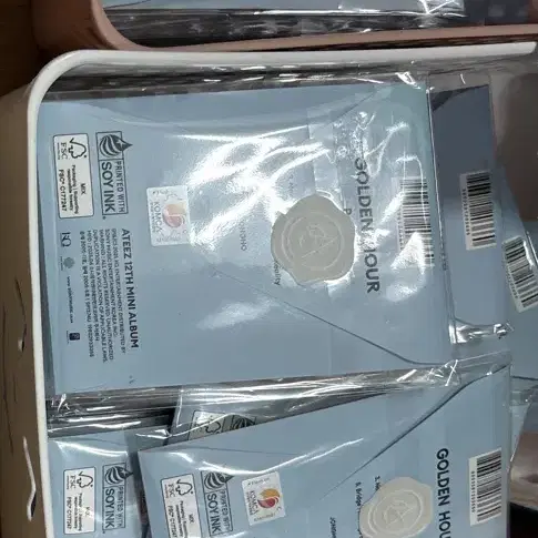 (미개봉 6월20일 배송) 에이티즈 앨범 골든아워 포카앨범 양도