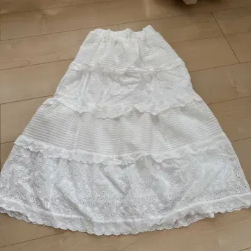 ammy. 화이트 롱 스커트