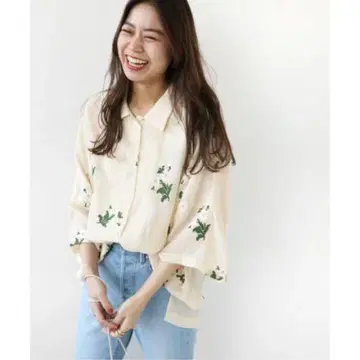 저널 스탠다드 리룸 플라워 자수 오픈 카라 셔츠