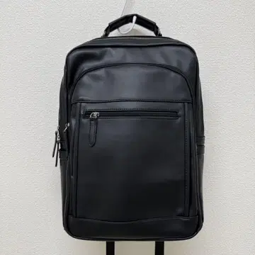 블랙 합성 피혁 백팩