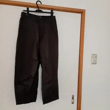 유니클로 다크 브라운 카고 팬츠 sizeM