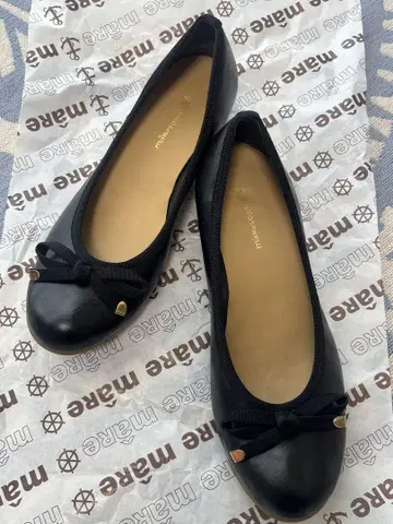 리본 포함 블랙 플랫 슈즈 22.5cm