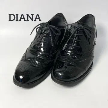 DIANA 다이애나 레이스업 슈즈 에나멜 윙 칩 블랙
