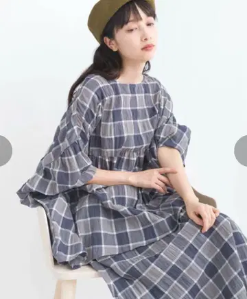 lupilien 루피리안 셔링 루즈핏 프릴 풀오버 그레이